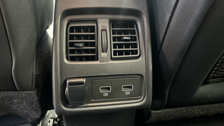 Renault Captur 1.0 TCE 90 Techno 5dr Petrol Hatchback